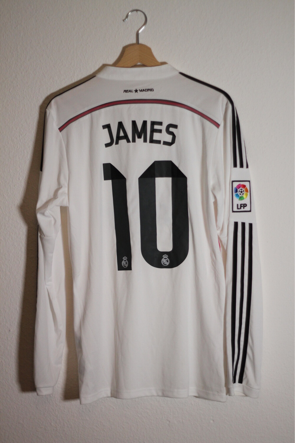 Real Madrid Home 2014/15 #10 JAMES