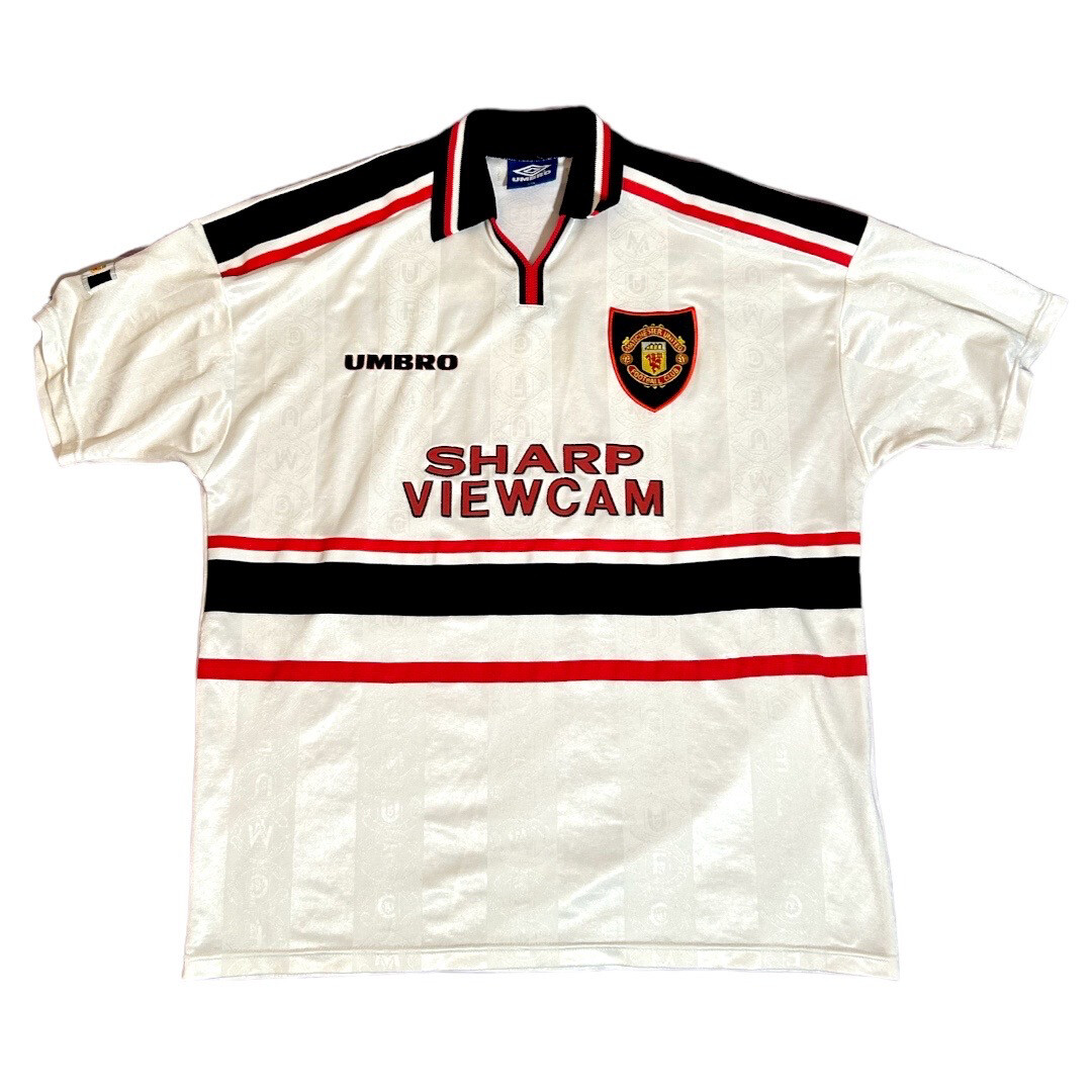 Manchester United 1997/99 AWAY