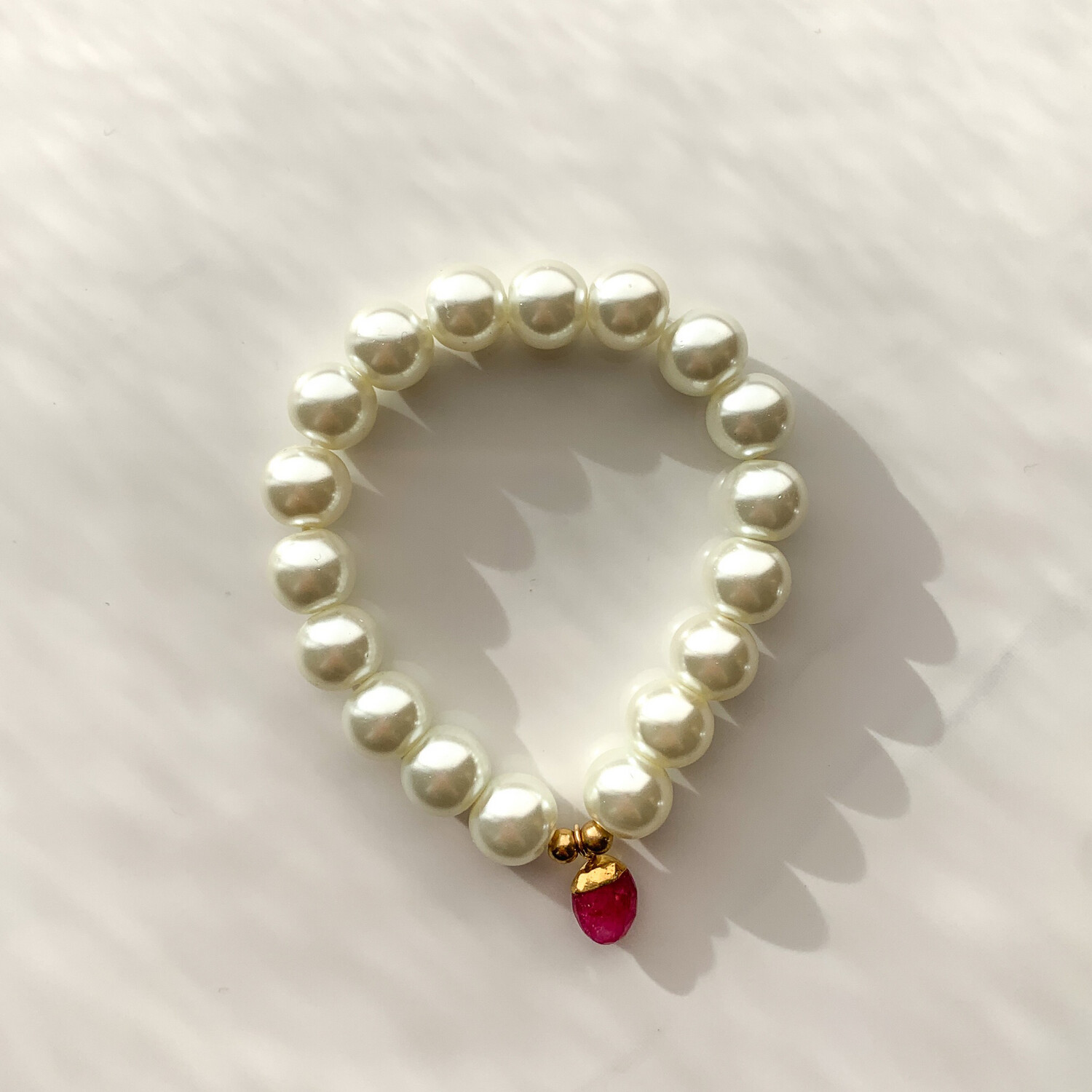 Charity Bracelet in Pearl
