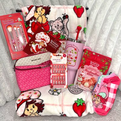 💗🍓Last Gal 🍓💗