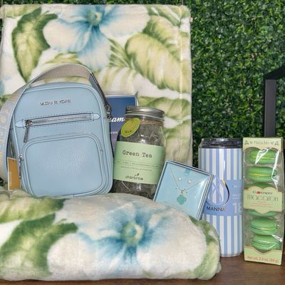 🩵🌿 Last Gal 🌿🩵