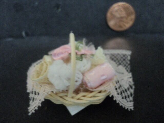 DOLLHOUSE SEWING BASKET W/ ACCESSORIES