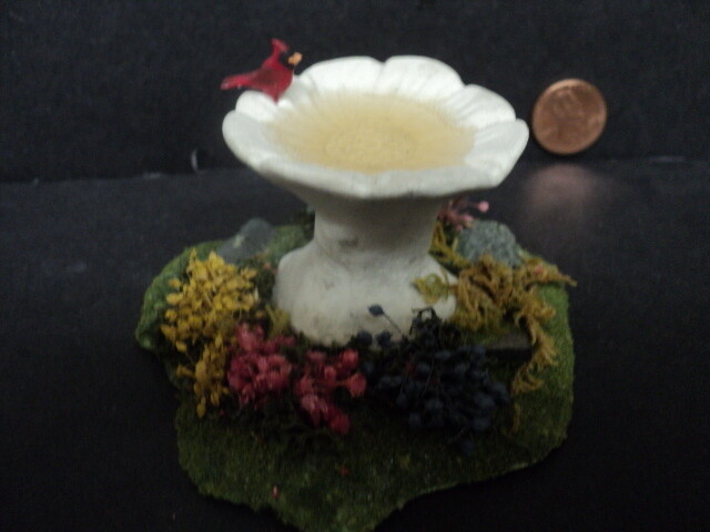 DOLLHOUSE BIRD BATH