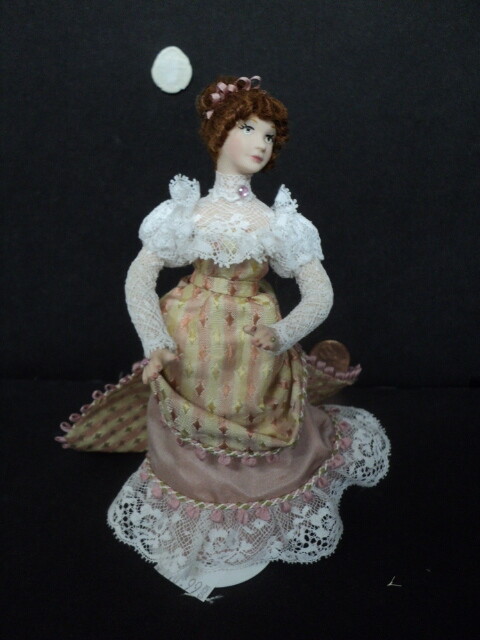 DOLLHOUSE PORCELAIN DOLL- VICTORIAN LADY IN PINK DRESS