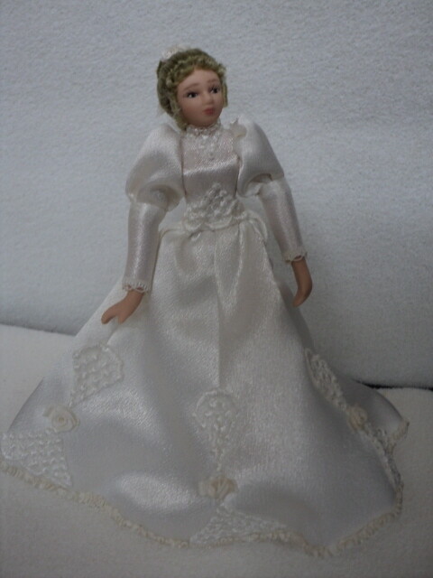 DOLLHOUSE PORCELAIN DOLL- BLONDE BRIDE