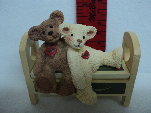 MINI BEARS ON BEACH- W6363