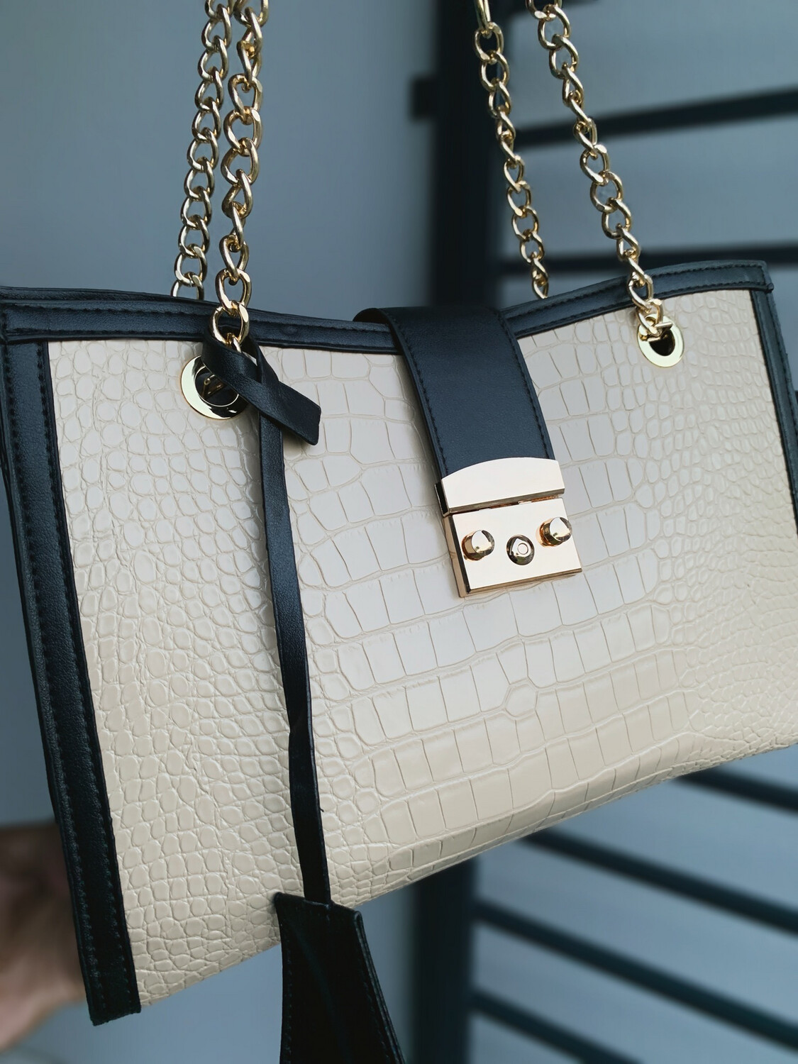 Khethiwe Handbag