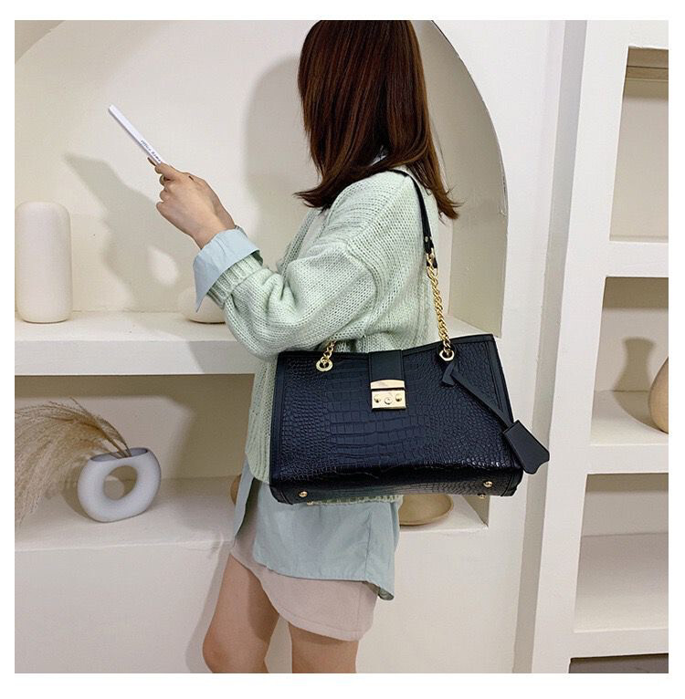 Khethiwe Handbag