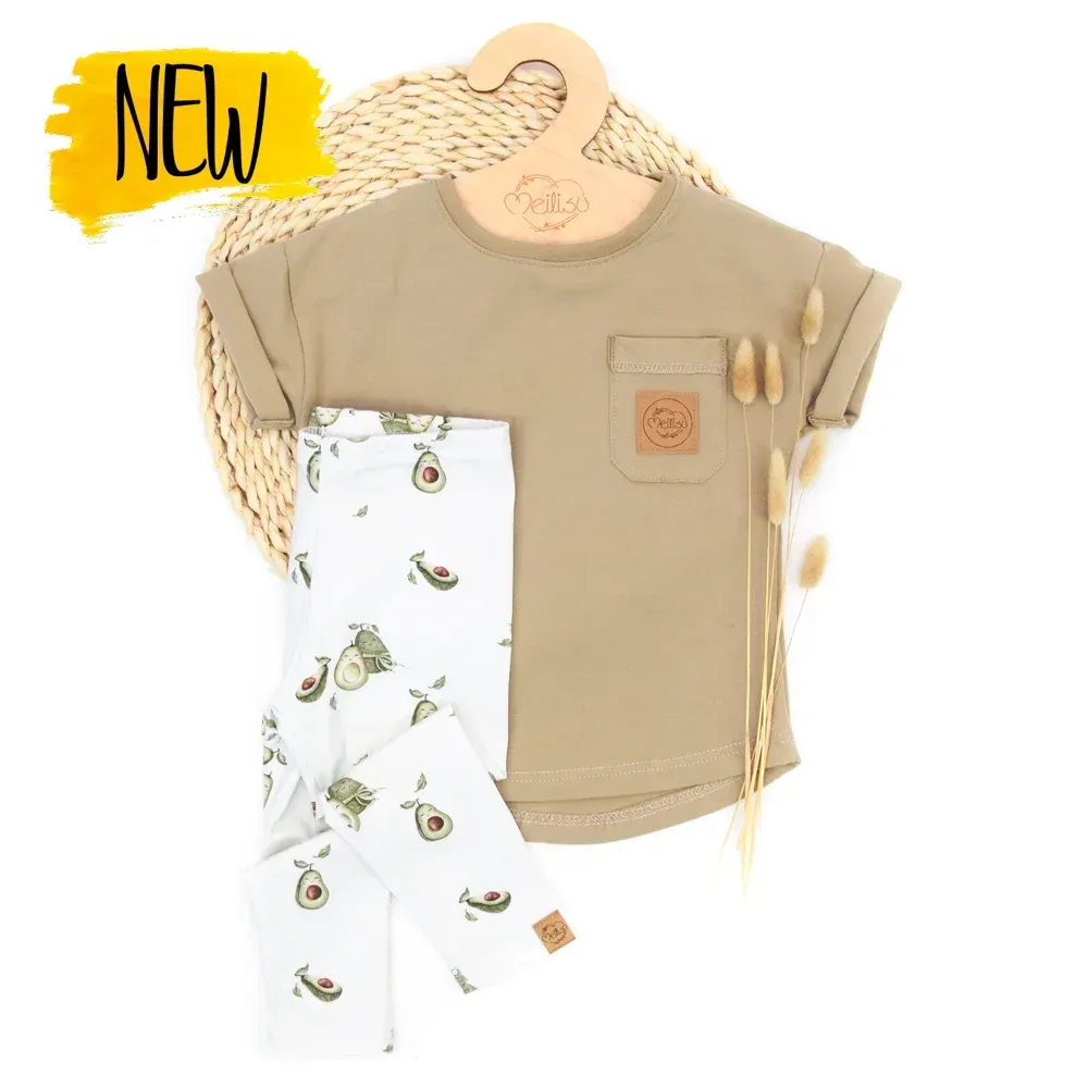 Set | Avocado | T-Shirt  & Leggings