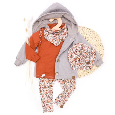 Set | Blumenkonfetti | Fleecejacke & Leggings & Shirt & Halstuch & Mütze
