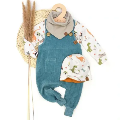 Set | Little Foot | Latzhose & Shirt & Halstuch & Mütze