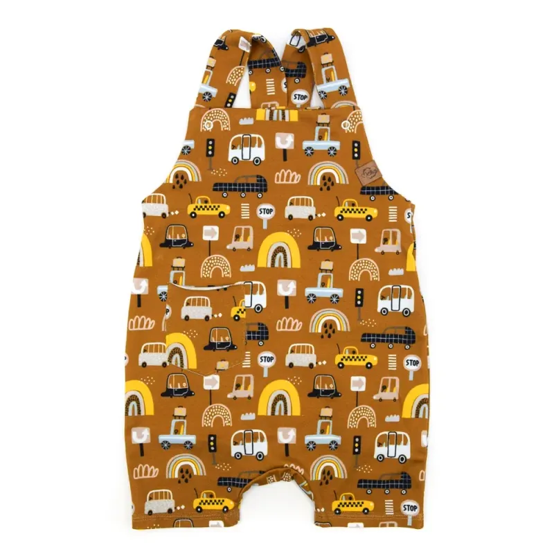 Latzshorts | Cars & Rainbows