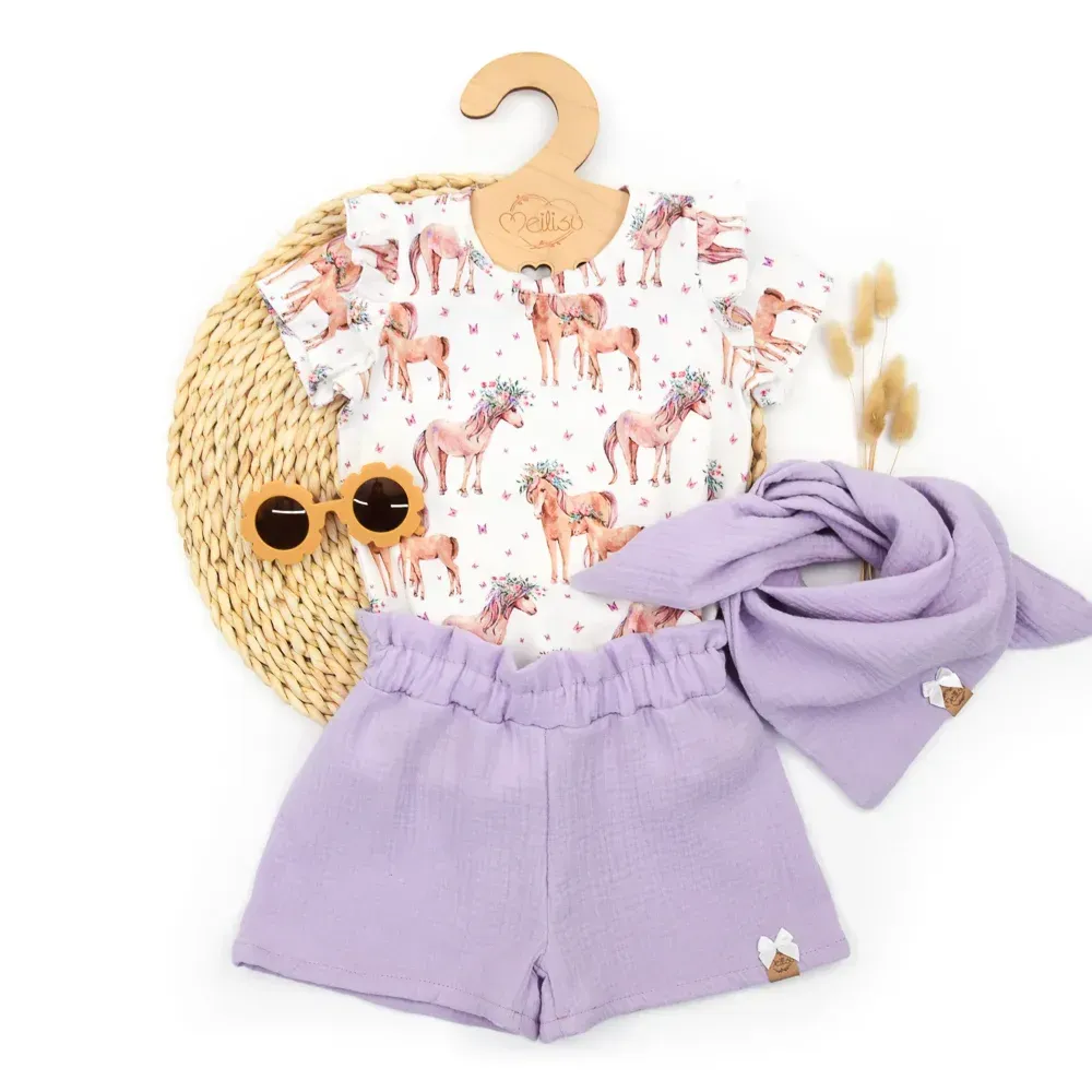 Set | Pferdefamilie | Rüschenshirt & Paperbag Shorts Set | Pferdefamilie | Rüschenshirt & Paperbag Shorts