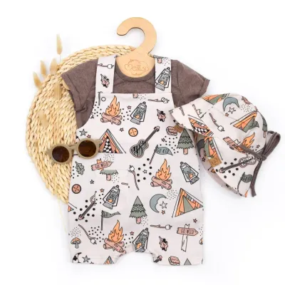 Set | Lagerfeuer | Latzshorts & T-Shirt & Sonnenhut Set | Lagerfeuer | Latzshorts & T-Shirt & Sonnenhut