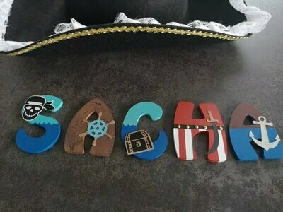 lettres en bois décorées thème pirate