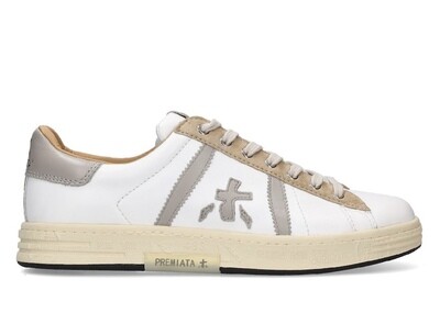 PREMIATA Sneaker “ fashion “ fondo cassetta realizzata in pelle, dettagli in contrasto, laccio in contrasto. Col. Bianco / Taupe