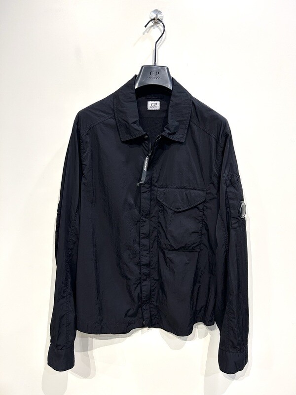 CP COMPANY Giacca Camicia in nylon metal riciclato. Col. Nero