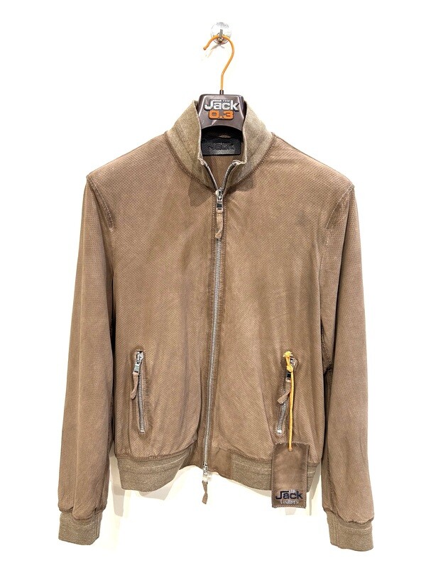 Bomber in suede traforato. Col. Tortora scuro sfumato