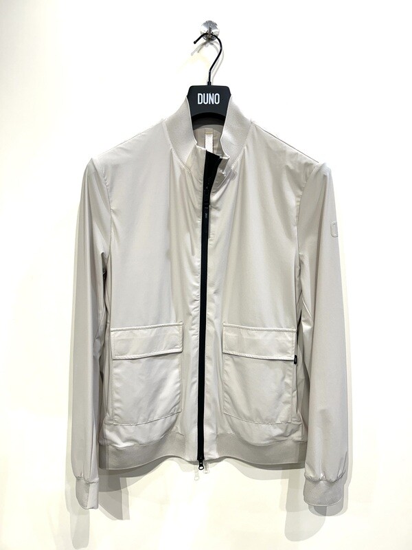 Bomber tessuto tecnico active. Col. Sabbia