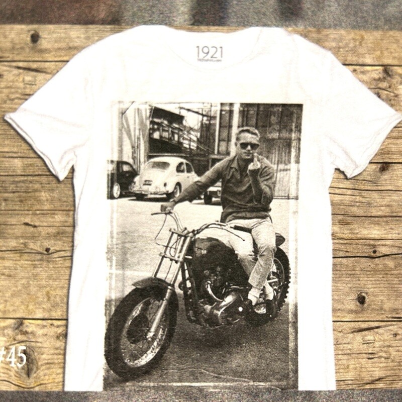 Tshirt in cotone stampa Steve Moto. Col. Bianco