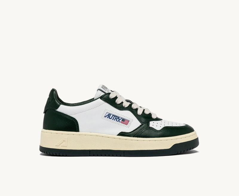 Sneaker in pelle bicolor. Bianco / Verdone scuro