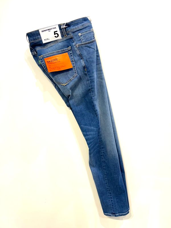 Jeans skinny denim elasticizzato effetto vintage. Col. Azzurro Medio