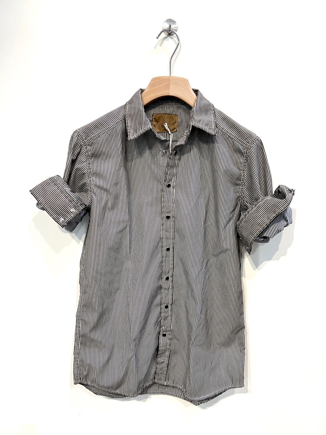Camicia bastoncino in cotone tintura Faded no Tex con automatici. Col. Nero