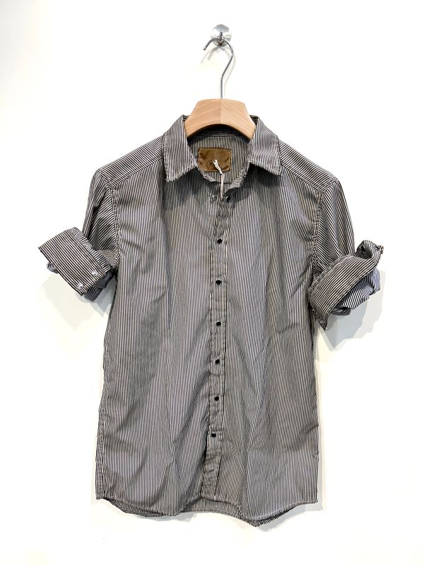 Camicia bastoncino in cotone tintura Faded no Tex con automatici. Col. Nero