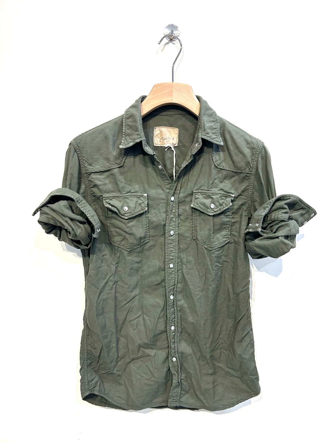Camicia texana con automatici in vaiella di cotone light mano calda vintage. Col. Verde Militare