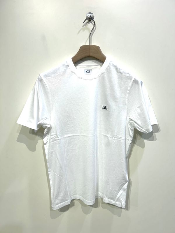 Tshirt in cotone basic logo patch. Col. Latte