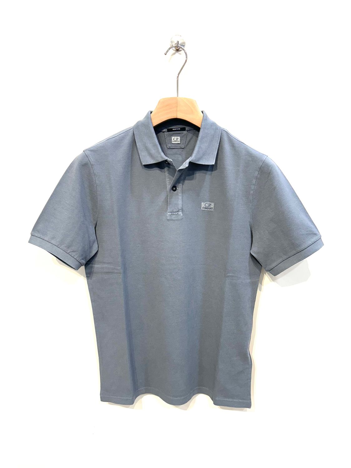 Polo manica corta in piquet di cotone tintura resist dyed. Col. Grigio medio