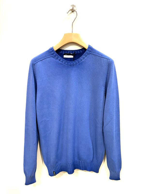 Maglia girocollo in cotone trattamento artigianale aerografo sfumato reversibile. Col. Royal