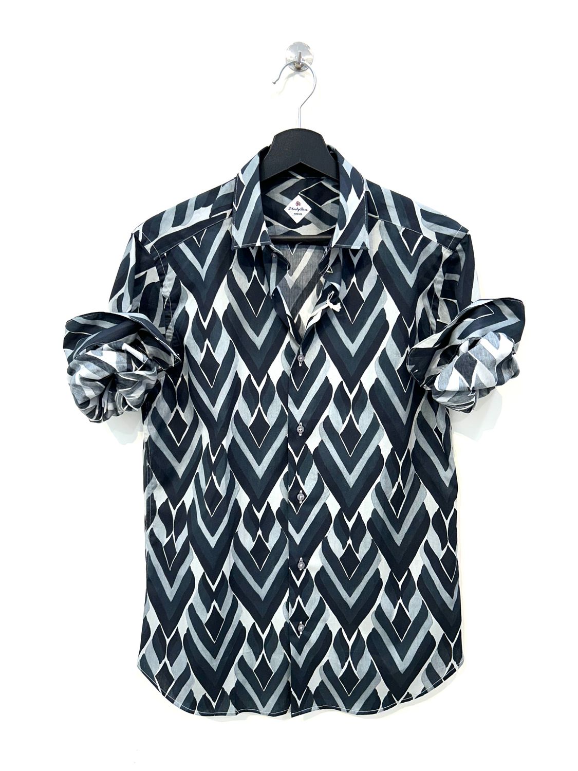 Camicia in mussola di cotone leggerissima &quot; liberty &quot; stampa geometrica. Col. Fantasia grigia