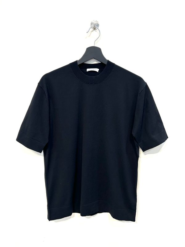 Tshirt in maglia calata in cotone over fit. Col. Nero