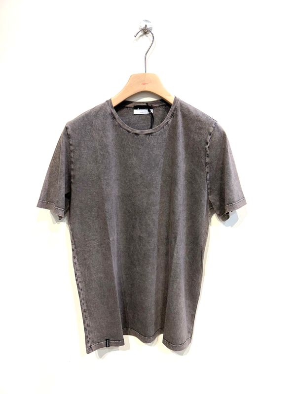Tshirt in jersey di cotone trattamento artigianale aerografo. Col. Caffe&#39;