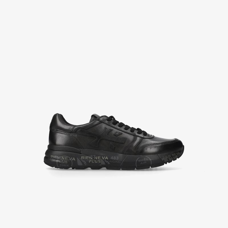 Sneaker color block total black in pelle, suola in tono. Col. Nero