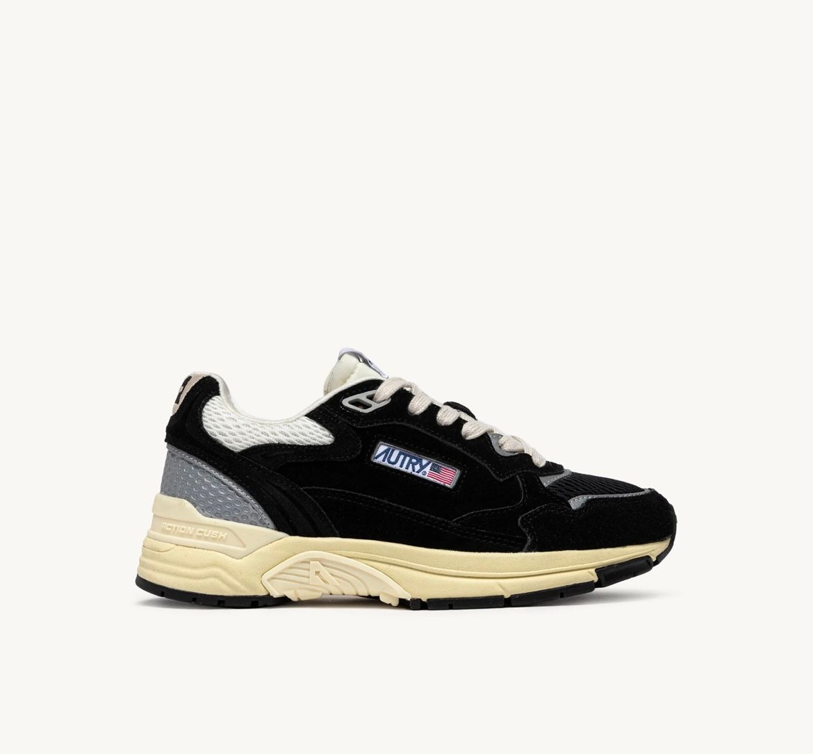 Sneaker running Autry in mesh e suede . Col. Nero