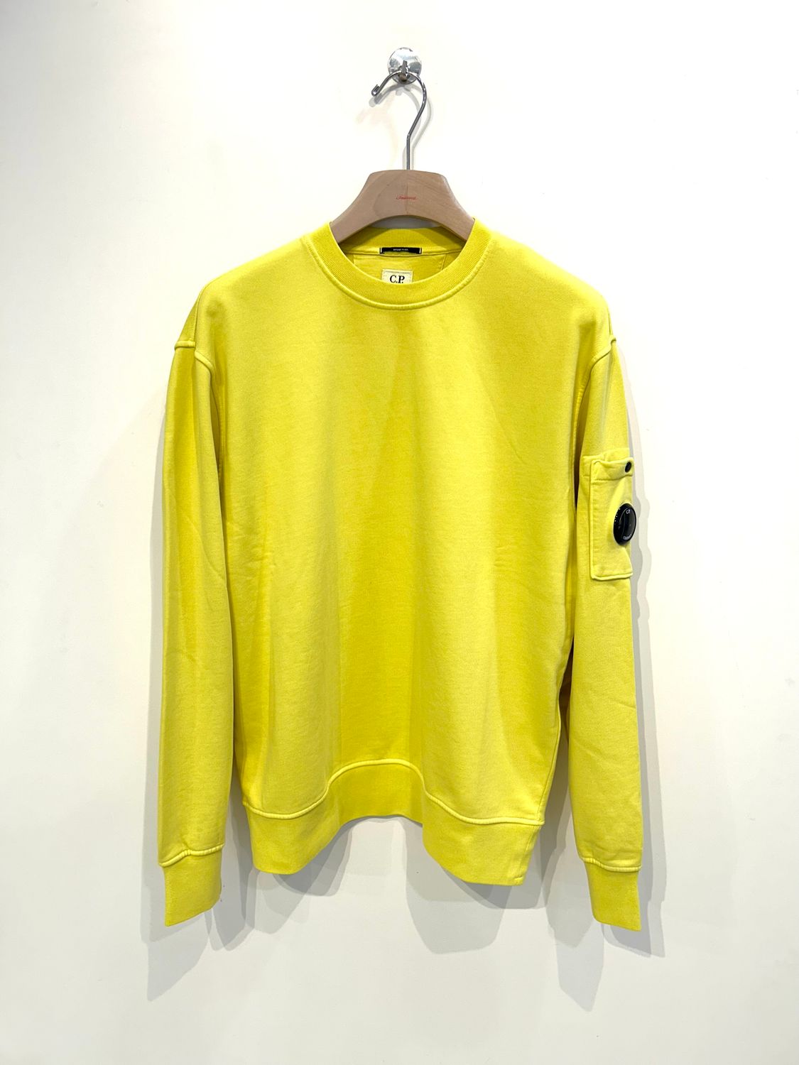 Felpa girocollo in fleece garzato e smerigliato, tintura dyed. Col. Giallo