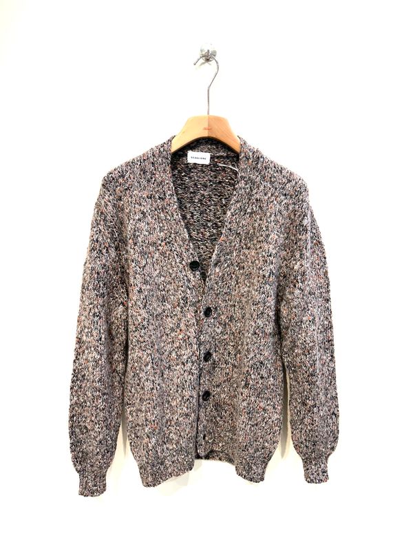 Cardigan muline’ con bottoni e tasche frontali in baby alpaca, cotone e lana. Col. Nero / Beige / Ruggine