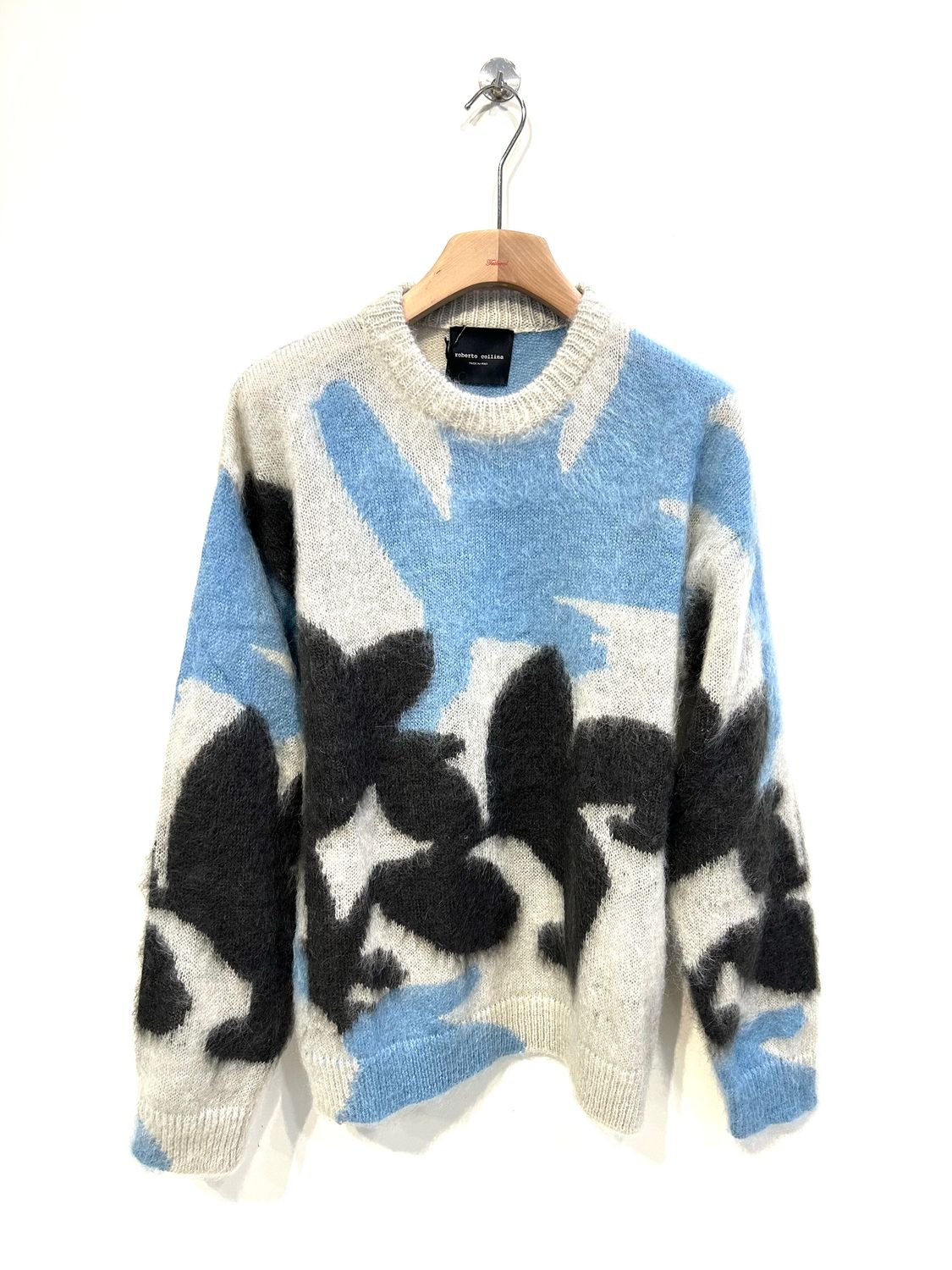 Maglia girocollo lavorazione intarsio floreale in mix di lana e mohair. Col. Fantasia