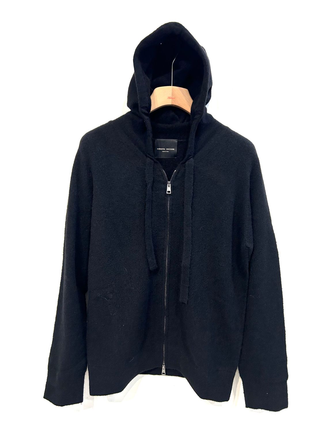 Maglia full zip con cappuccio in poly, lana e alpaca. Col. Nero