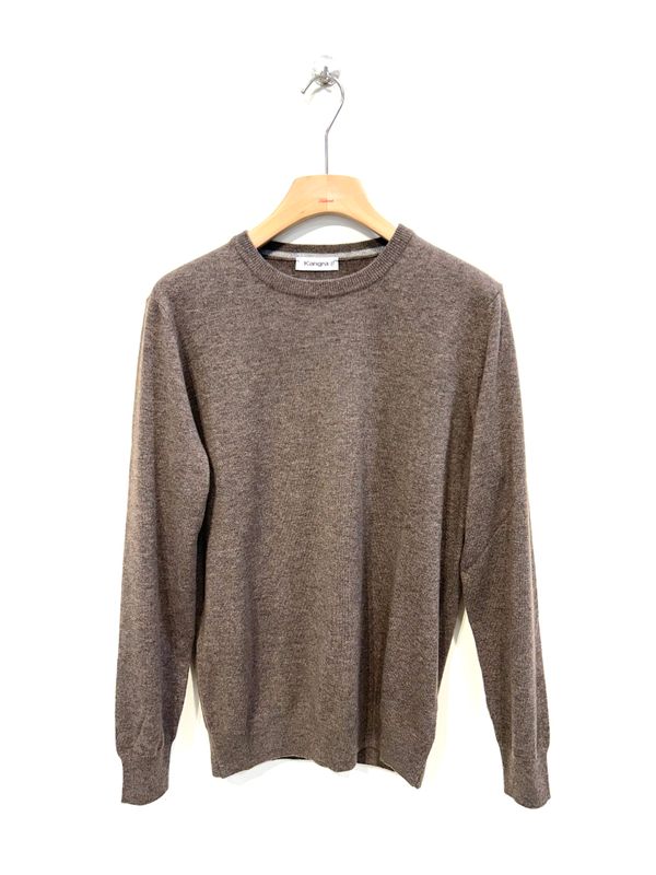 Maglia girocollo basica in lana e cachemire. Col. Castagna