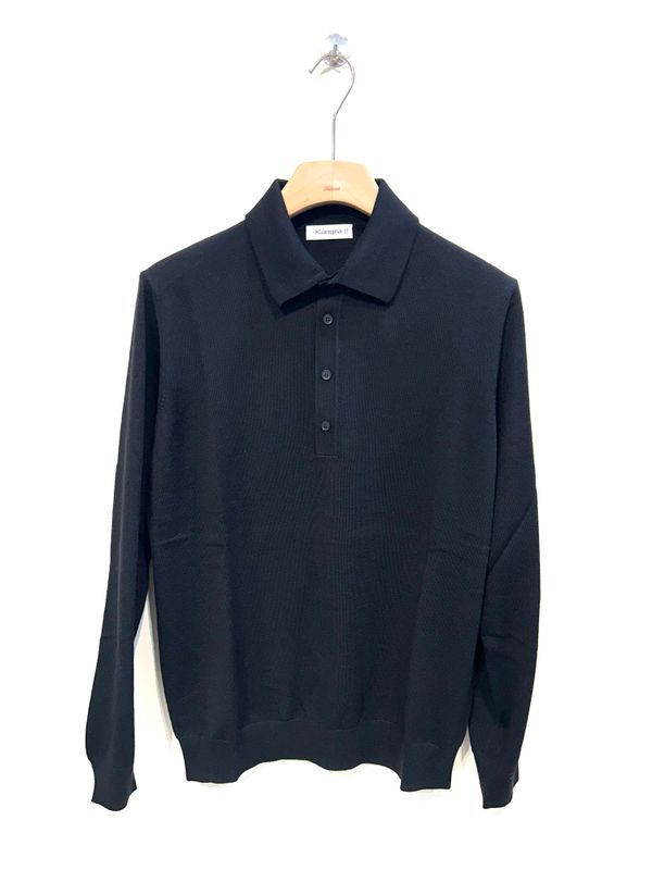 Polo a manica lunga in lana merinos 4 bottoni. Col. Nero