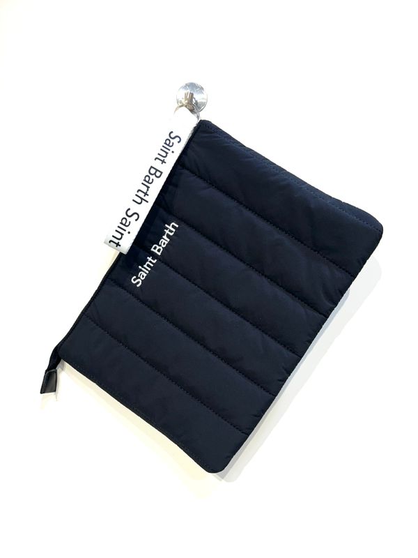 Pochette grande in nylon. Col. Nero