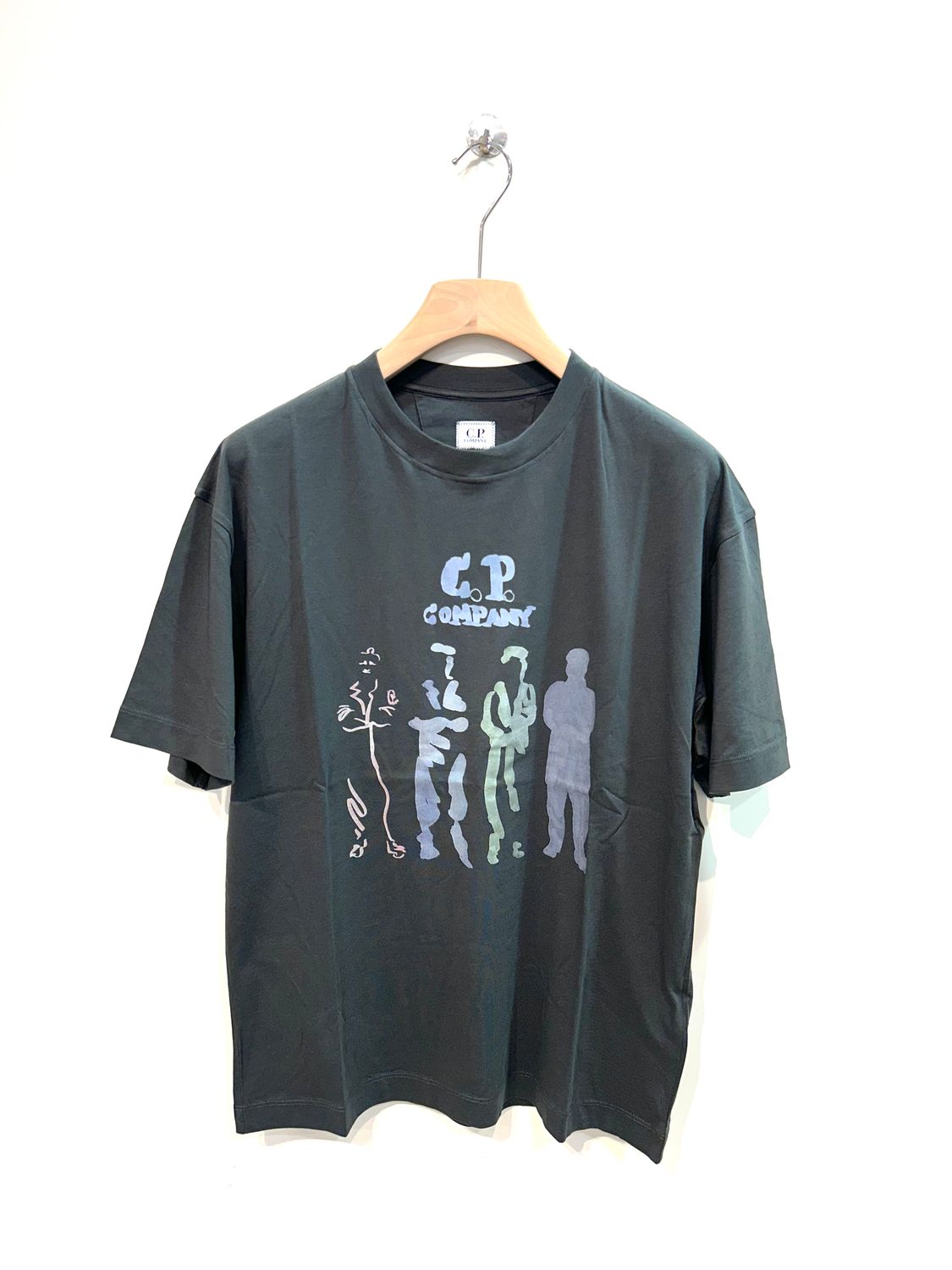 T-shirt manica corta in cotone stampa frontale. Col. Piombo