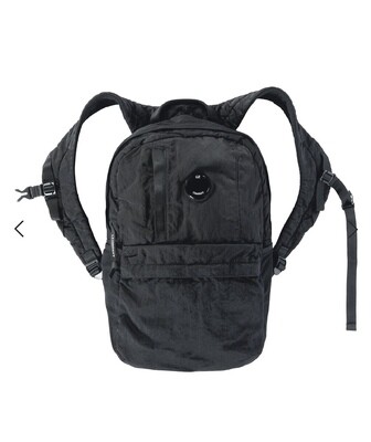 CP COMPANY Zaino backpack in nylon weather resistant, spalline imbottite regolabili