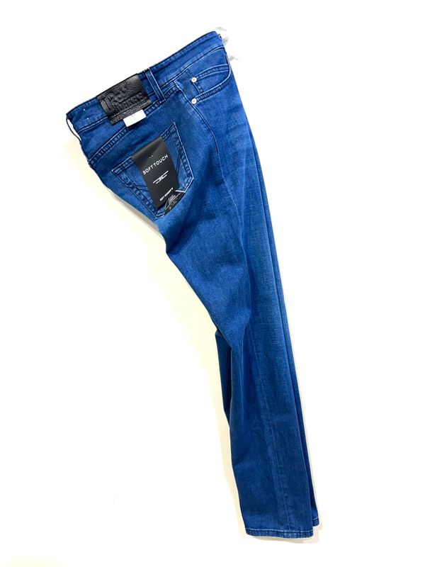 Jeans strech soft touch slim fit. Col. Azzurro intenso