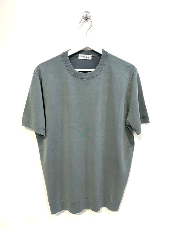 Tshirt calata in crepe di cotone tintura stone. Col. Salvia