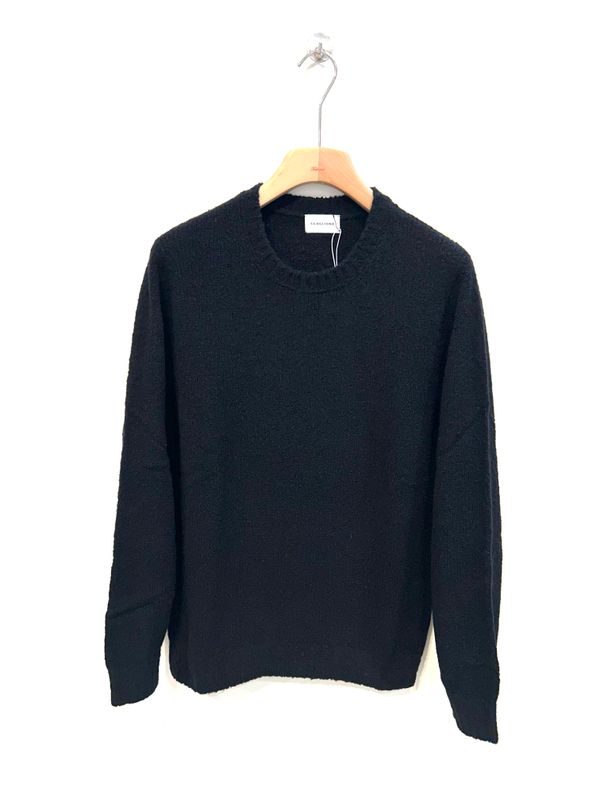 SCAGLIONE Maglia Girocollo in lana e cashmere riciclato effetto  " puffed " . Col.  Nero
