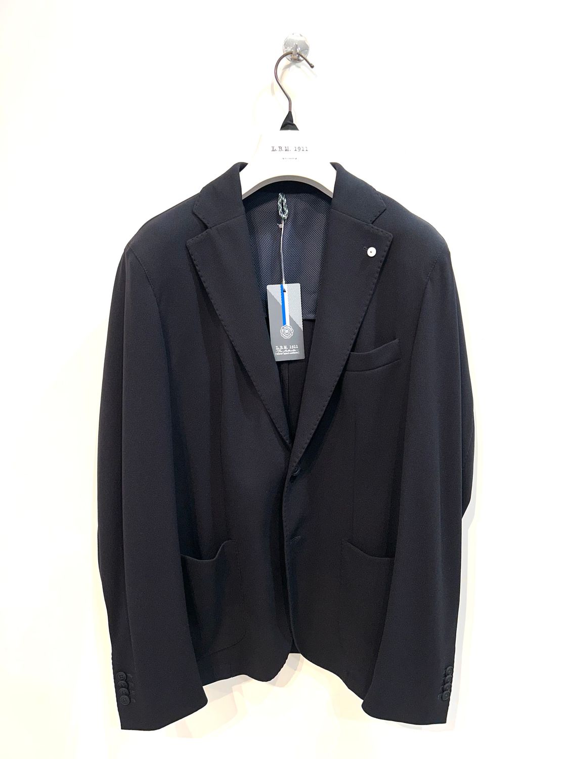 Giacca in tessuto tecnico active . Col. Nero